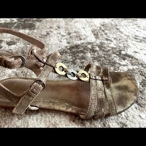 Ugg sandals